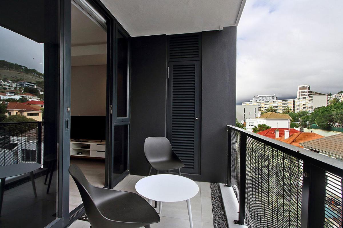 1 Bedroom Apartment At 35 On Main Cape Town Exterior photo